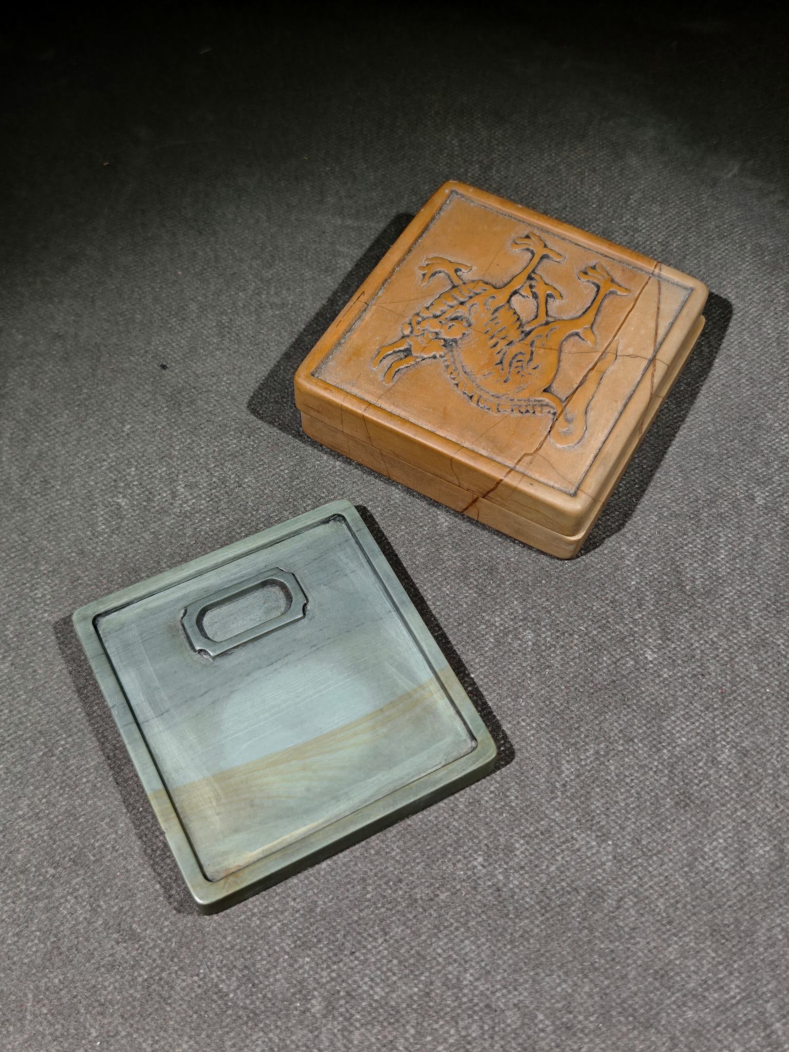 A Exquisite Dragon Pattern Inkstone - 4