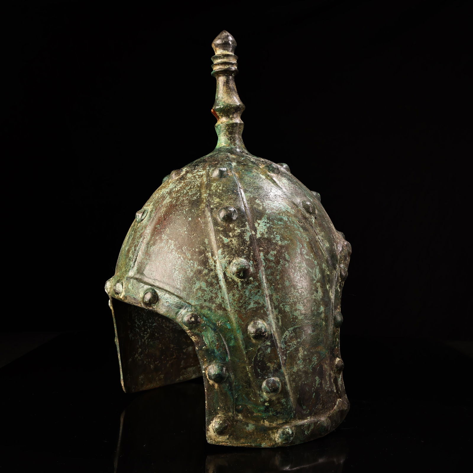 A Exquisite Bronze Helmet - 10