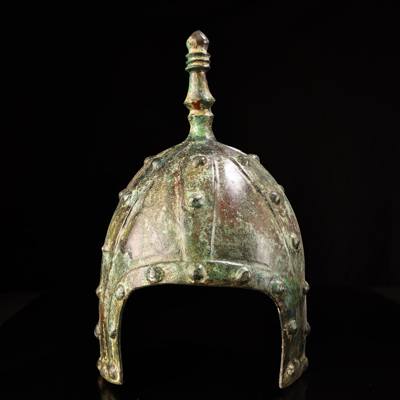 A Exquisite Bronze Helmet - 4