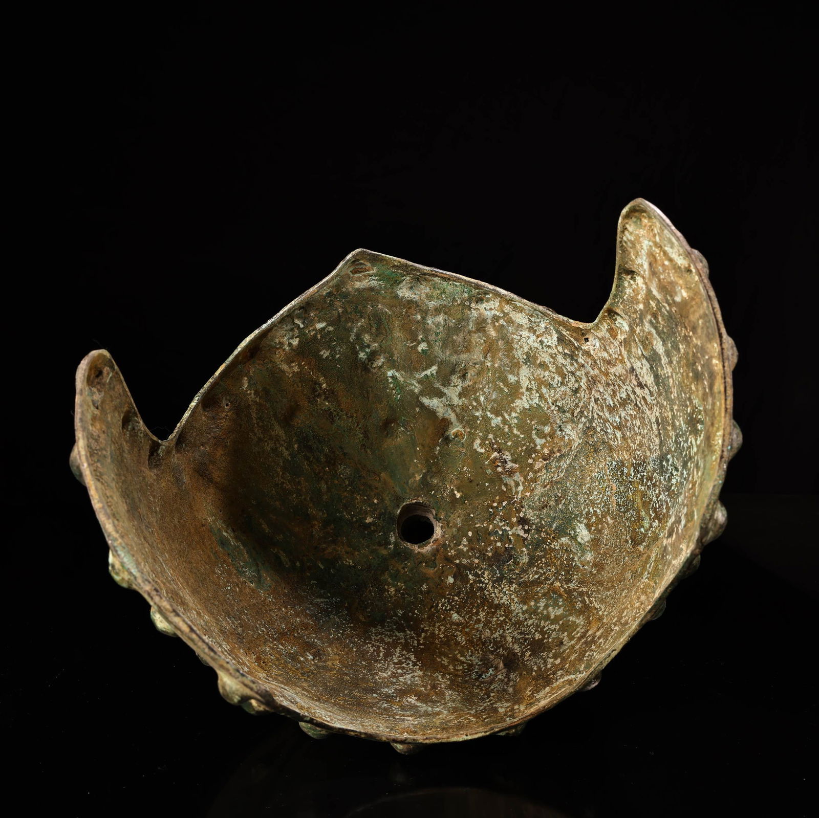 A Exquisite Bronze Helmet - 9