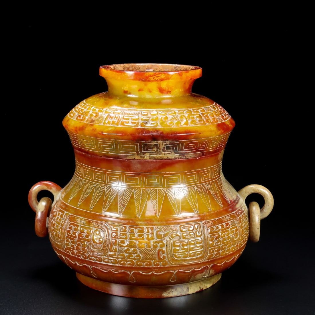 A Rare Hetian Jade Tea Caddy: A Rare Hetian Jade Tea Caddy,Han Dynasty, China,Size:6.3inx5.1inx5.5in, Weight:1035g 和田玉茶叶罐,中国汉代