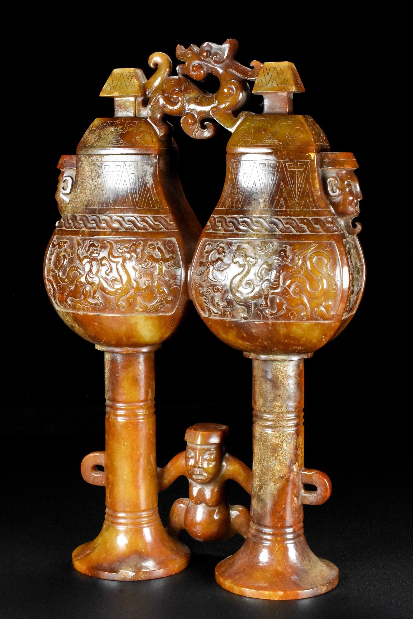 A Exquisite Hetian Jade Human Pattern Vase - 2