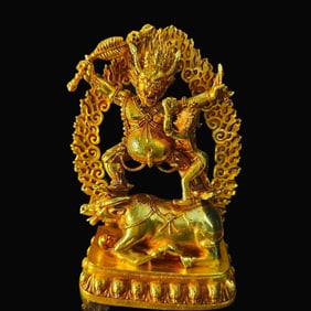 A Exquisite Gilt Bronze Buddha Statue