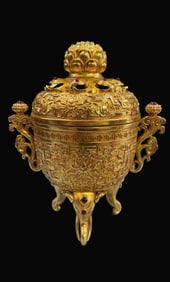 A Exquisite Gilt Bronze Carved Elephant Censer
