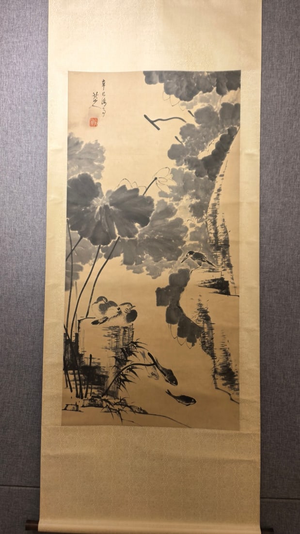 A Chinese Vertical Scroll Ink Painting of Flower and Bird on Paper: A Chinese Vertical Scroll Ink Painting of Flower and Bird on Paper,Ming Dynasty, China,Bada Shanren,without frame size:54.3inx26.8in 