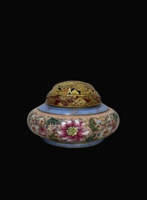 A Exquisite Enamel Painted Gold Flower Pattern Censer