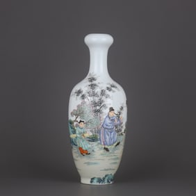 A Exquisite Famille-Rose Character and Story Pattern Vase