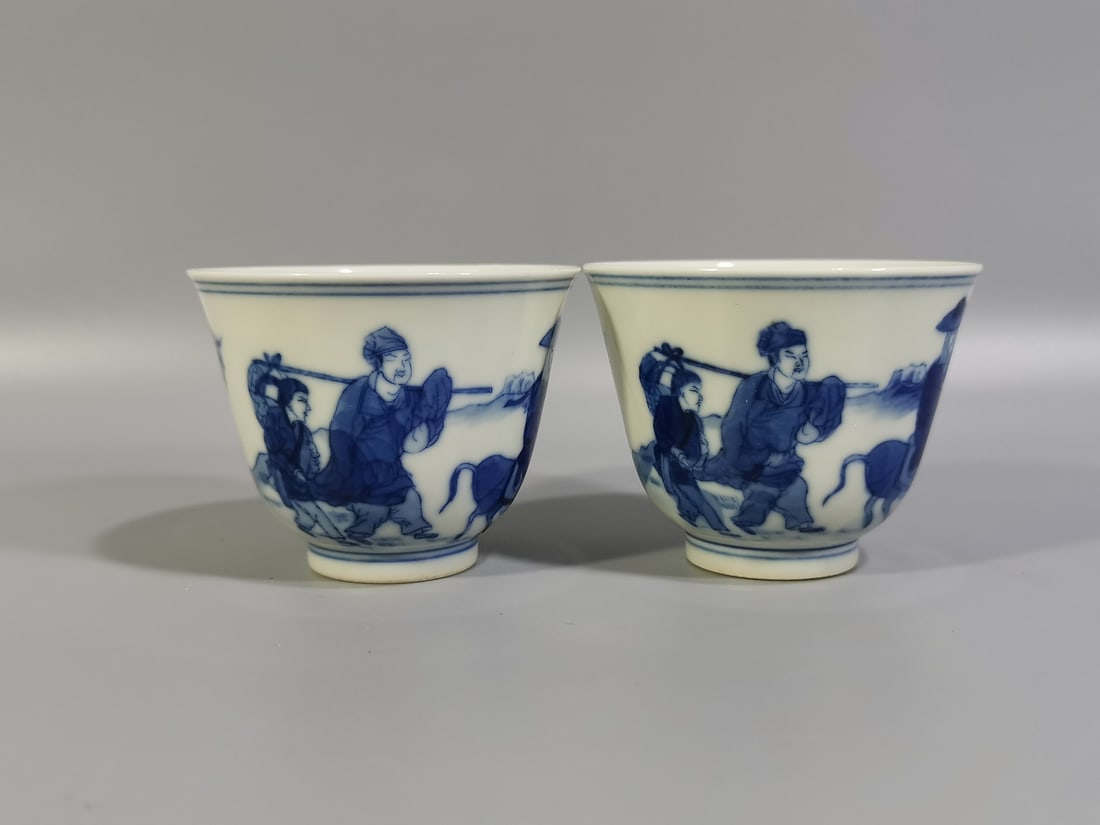 A pair of Exquisite Blue and White Character and Story Pattern Cup (1 of 6)