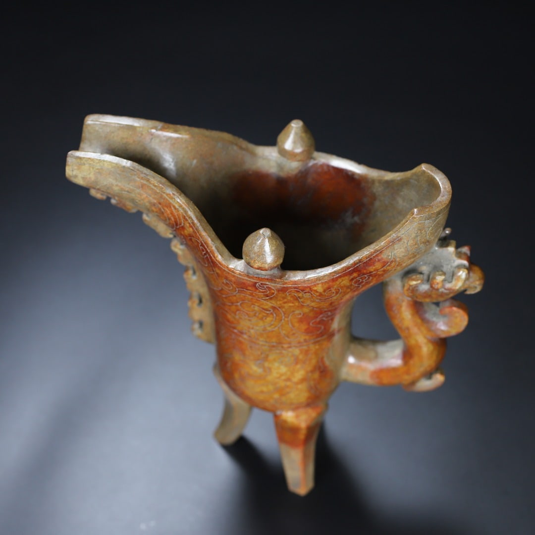 A Exquisite Hotan Jade Tripod Cup - 4