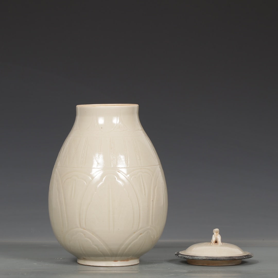 A Exquisite Ding yao Auspicious Beast Pattern Jar - 4