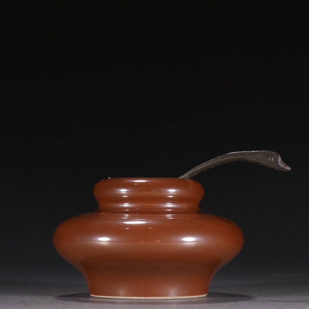 A Exquisite Soy Glaze Water Pot: A Exquisite Soy Glaze Water Pot,Qing Dynasty, China,Yongzheng Six-character Mark,Size:1.9inx2.9in 