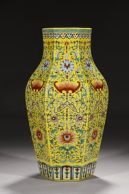A Exquisite Yellow Ground Doucai Lotus Bat Pattern Vase
