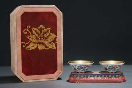 A Exquisite Doucai Lotus Pattern Dragon Pattern Cup