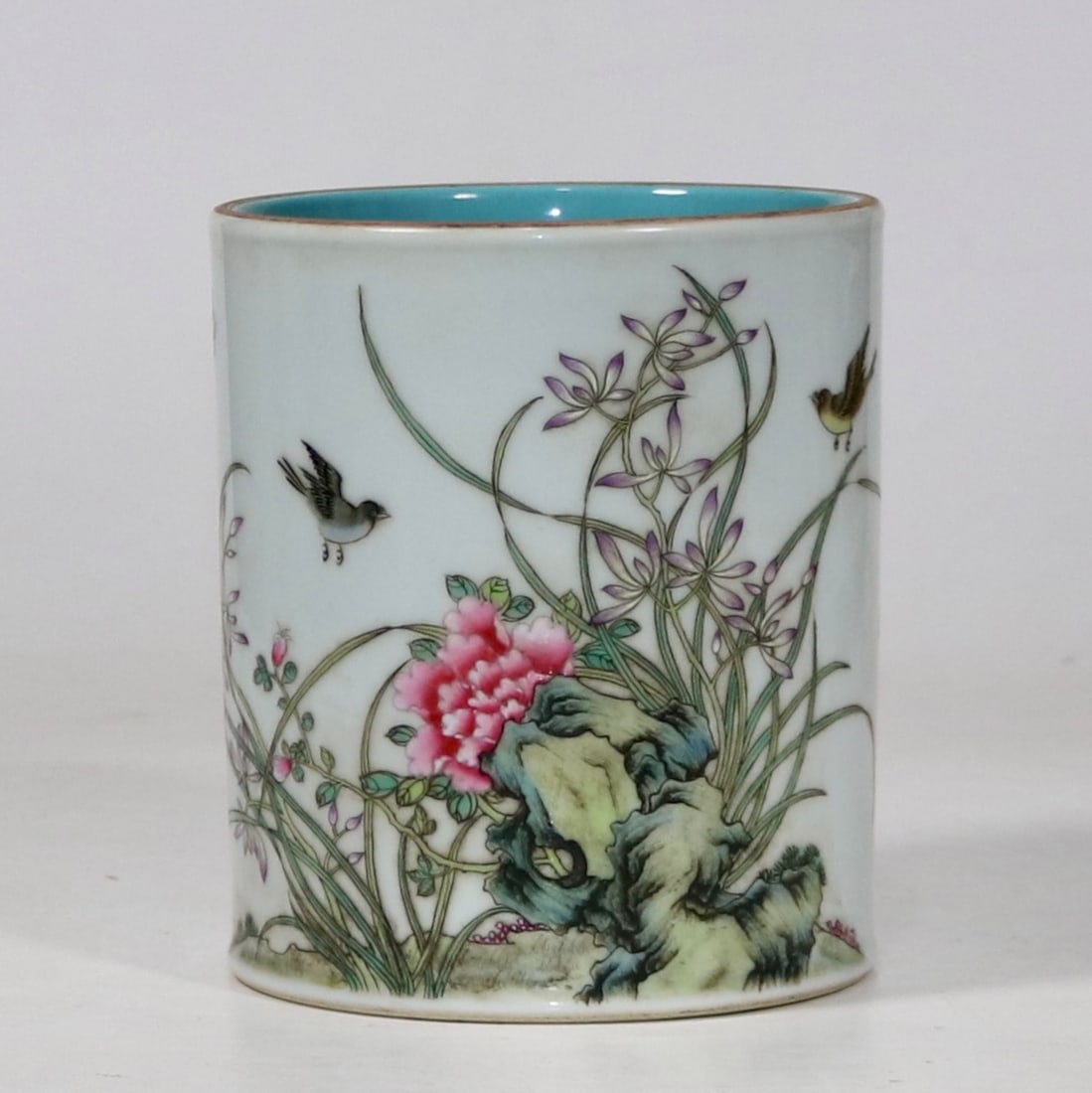 A Exquisite Famille-Rose Flower and Bird Pattern Brush Pot: A Exquisite Famille-Rose Flower and Bird Pattern Brush Pot,Qing Dynasty, China,Qianlong Six-character Mark,Size:5.4inx4.7in 