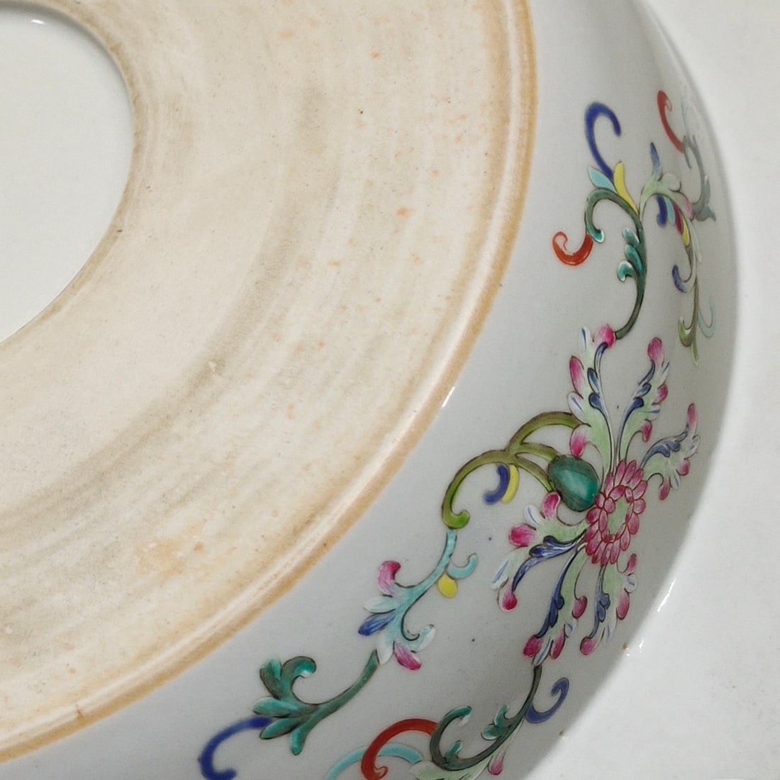 Ruby Red-Glazed Lotus Pattern Pot - 3