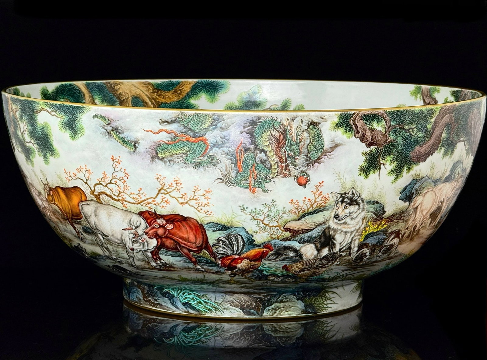 A Exquisite Famille-Rose Painted Gold Twelve Chinese Zodiac Signs Pattern Bowl: A Exquisite Famille-Rose Painted Gold Twelve Chinese Zodiac Signs Pattern Bowl,Qing Dynasty, China,With Mark,Size:23.5inx10.1inx11.7in 粉彩描金十二生肖&