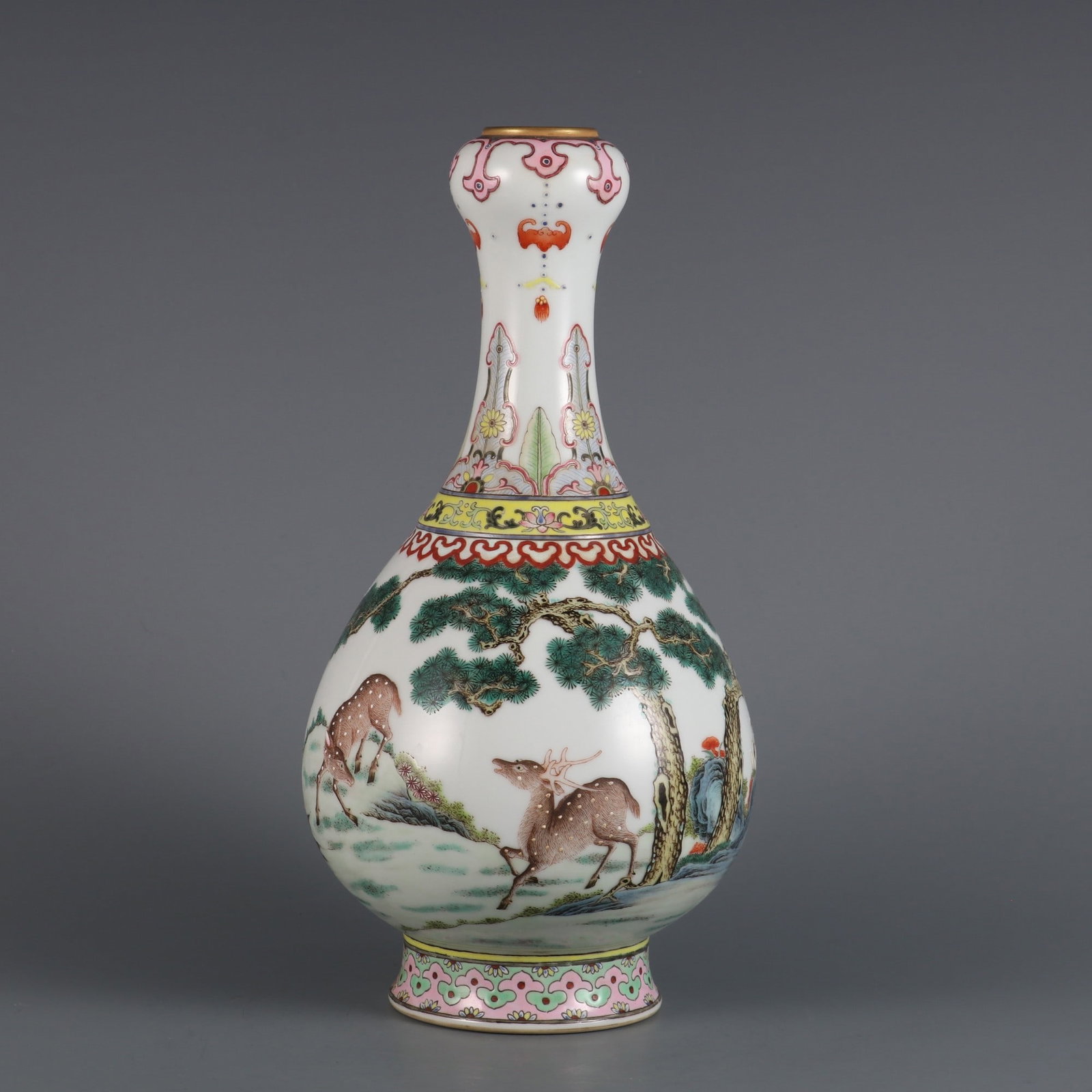 A Rare Famille Rose Gilded Deer and Crane Pattern Vase: A Rare Famille Rose Gilded Deer and Crane Pattern Vase,Qing Dynasty, China,Qianlong Six-character Mark,Size:11.4inx5.9in 
