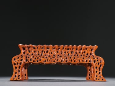 A Exquisite Boxwood Base