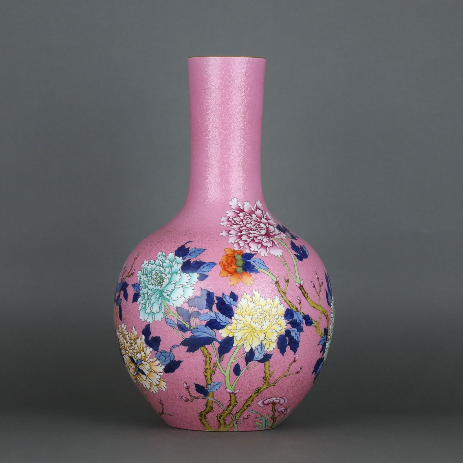 A Exquisite Ruby Red Ground Flower and Bird Pattern Vase (1 of 9)
