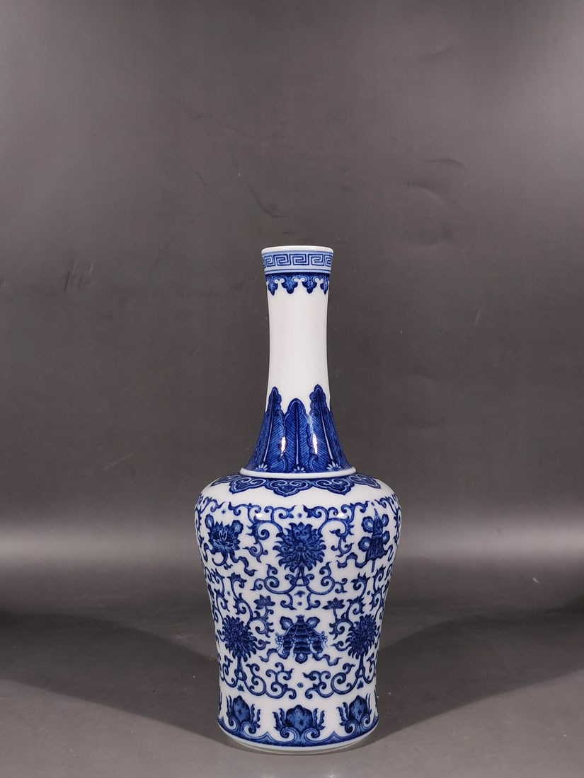 A Exquisite Blue and White Lotus Eight Treasures Pattern Vase (1 of 8)