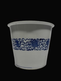 A Exquisite Blue and White Eight Treasures Pattern Flower Pot