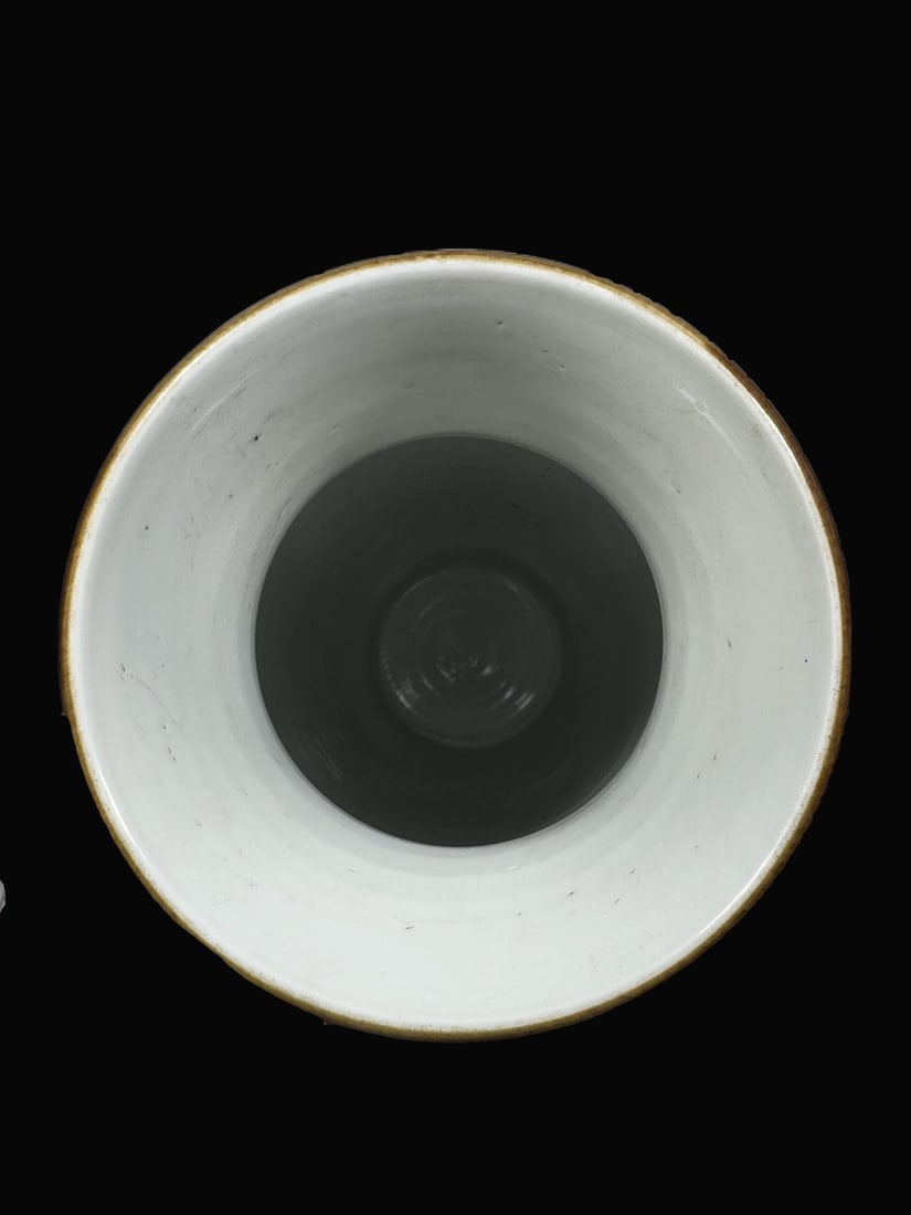 A Exquisite Wucai Figures Pattern Vase - 4