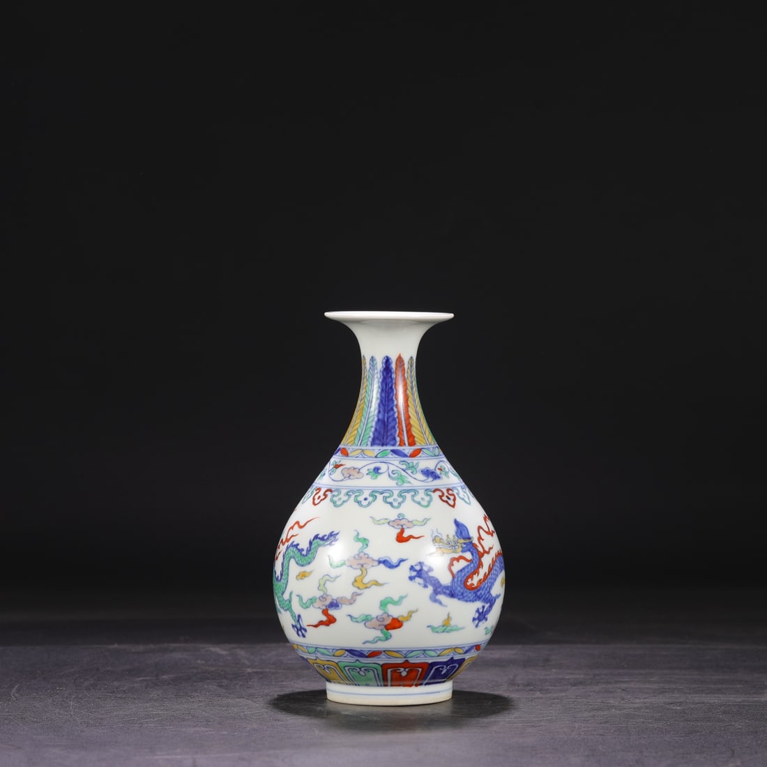 A Exquisite Doucai Dragon Pattern Vase - 6