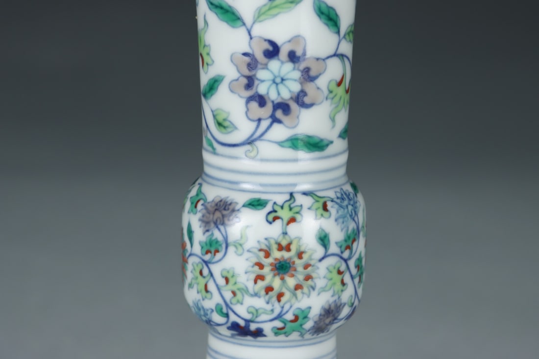 A Exquisite Doucai Lotus Pattern Flower Pattern Vase - 8