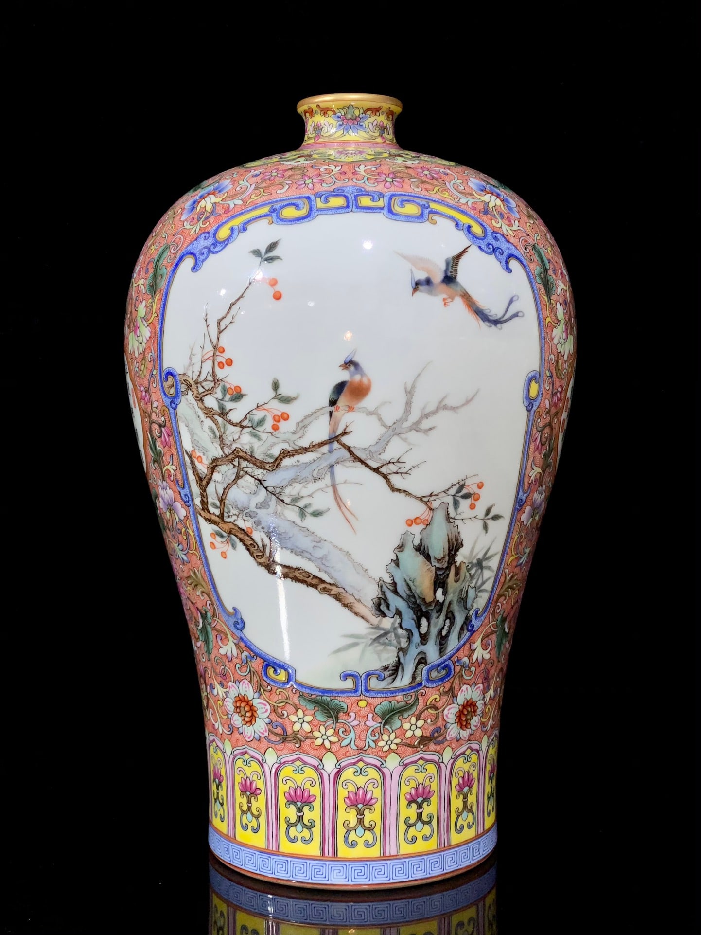A Exquisite Famille-Rose Flower and Bird Pattern Vase (1 of 8)