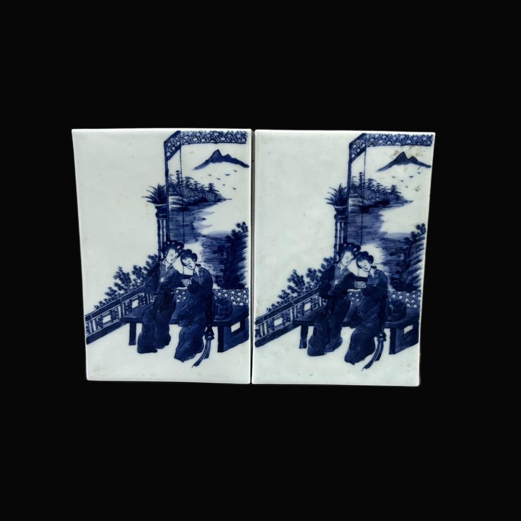 A pair of Exquisite Blue and White Figures Pattern Ornament: A pair of Exquisite Blue and White Figures Pattern Ornament,Qing Dynasty, China,Qianlong Six-character Mark,Size:5.9inx3.9in 