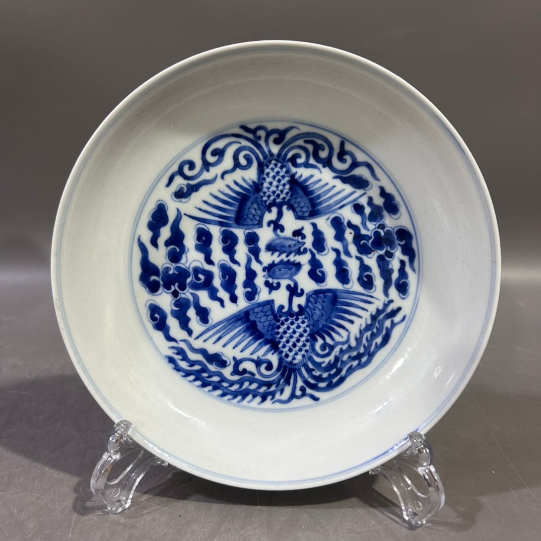 A Exquisite Blue and White Phoenix Pattern Plate: A Exquisite Blue and White Phoenix Pattern Plate,Modern Time of China,With Mark,Size:7.7inx1.6in 青花凤纹盘,近现代,带款