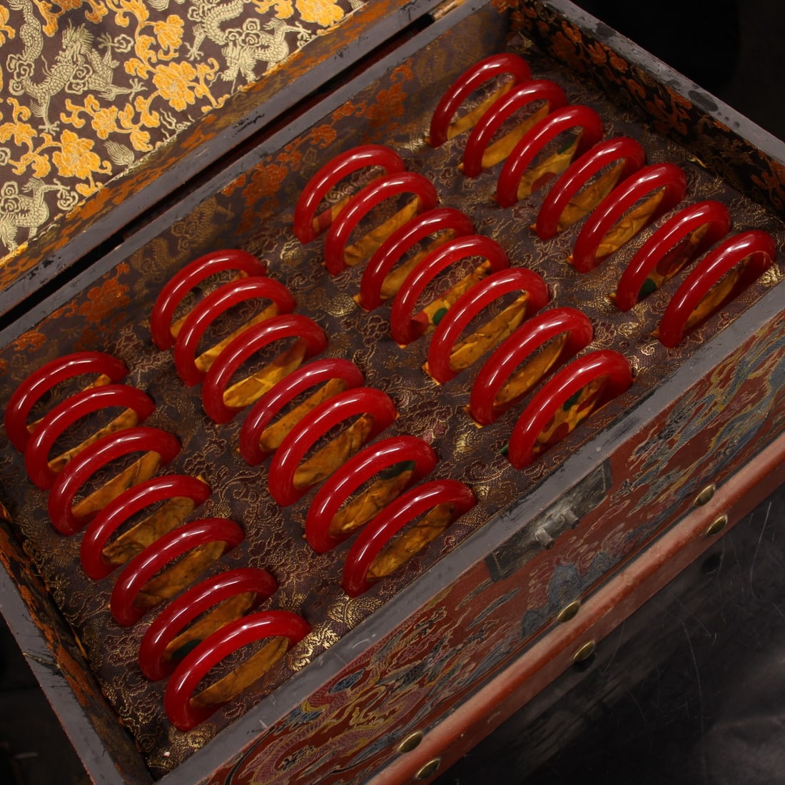 A Exquisite Jadeite Red Bracelets - 2