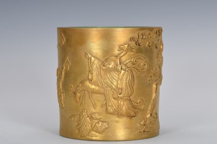 A Rare Gold Ground Carved Figure Pattern Brush Pot