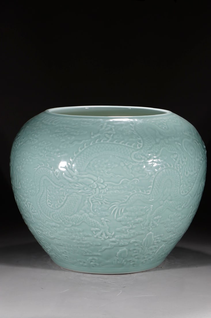 A Exquisite Celadon Glaze Dragon Pattern Vat - 3