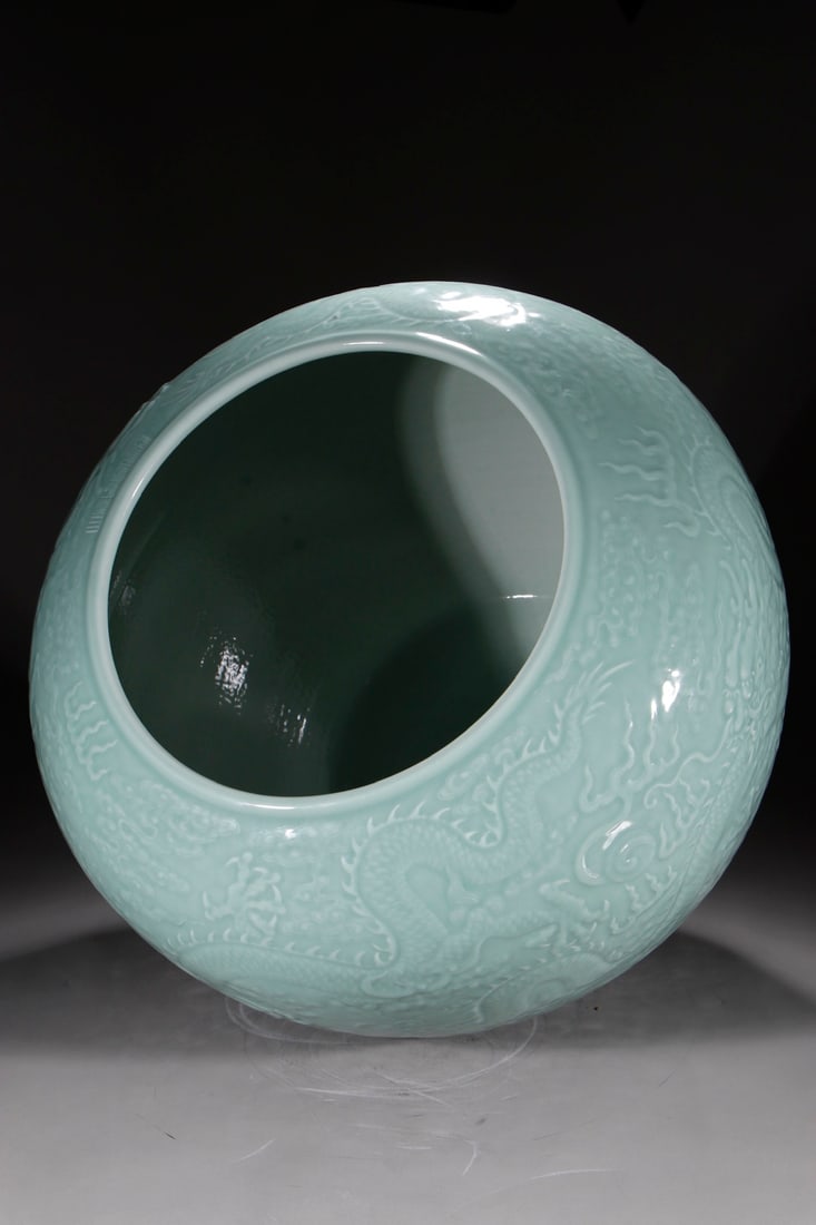 A Exquisite Celadon Glaze Dragon Pattern Vat - 6