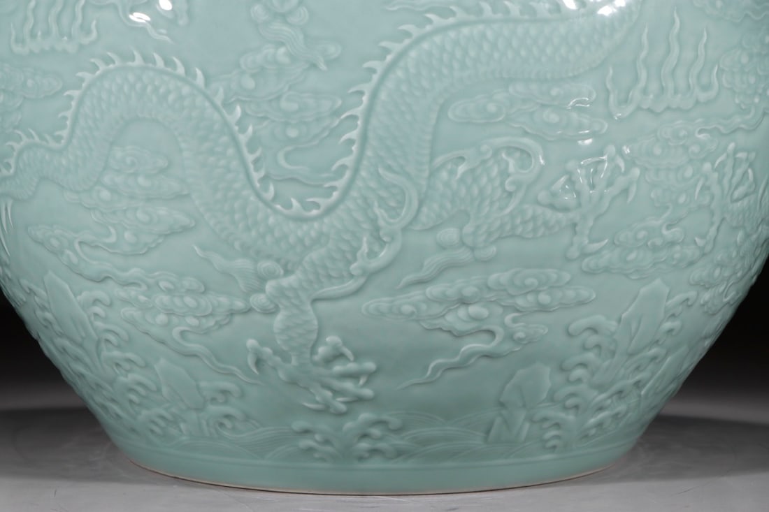 A Exquisite Celadon Glaze Dragon Pattern Vat - 9