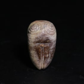 A Exquisite Archaic Jade Cicada Handheld Ornament