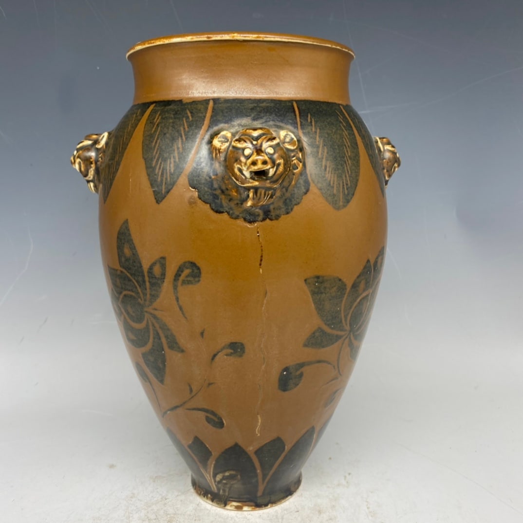 A Exquisite Ding yao Porcelain Soy Glazed Flower Pattern Jar (1 of 9)