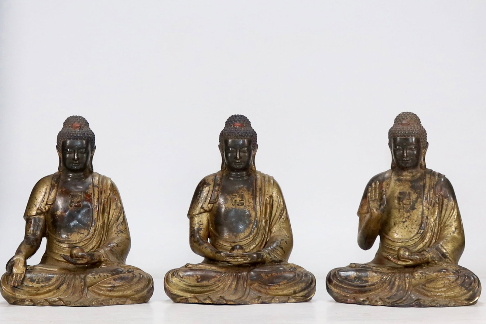 A Set of Exquisite Bronze Lacquered Gold Buddha Ornament (1 of 9)