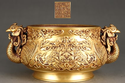 A Exquisite Gilt Bronze Flower Pattern Phoenix Head-Ears Censer
