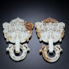 A pair of Exquisite Hotan Jade Beast-Face Pattern Ornament