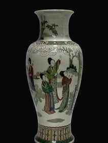 A Exquisite Wucai Figures Pattern Vase