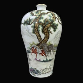 A Exquisite Famille-Rose Horse Pattern Vase