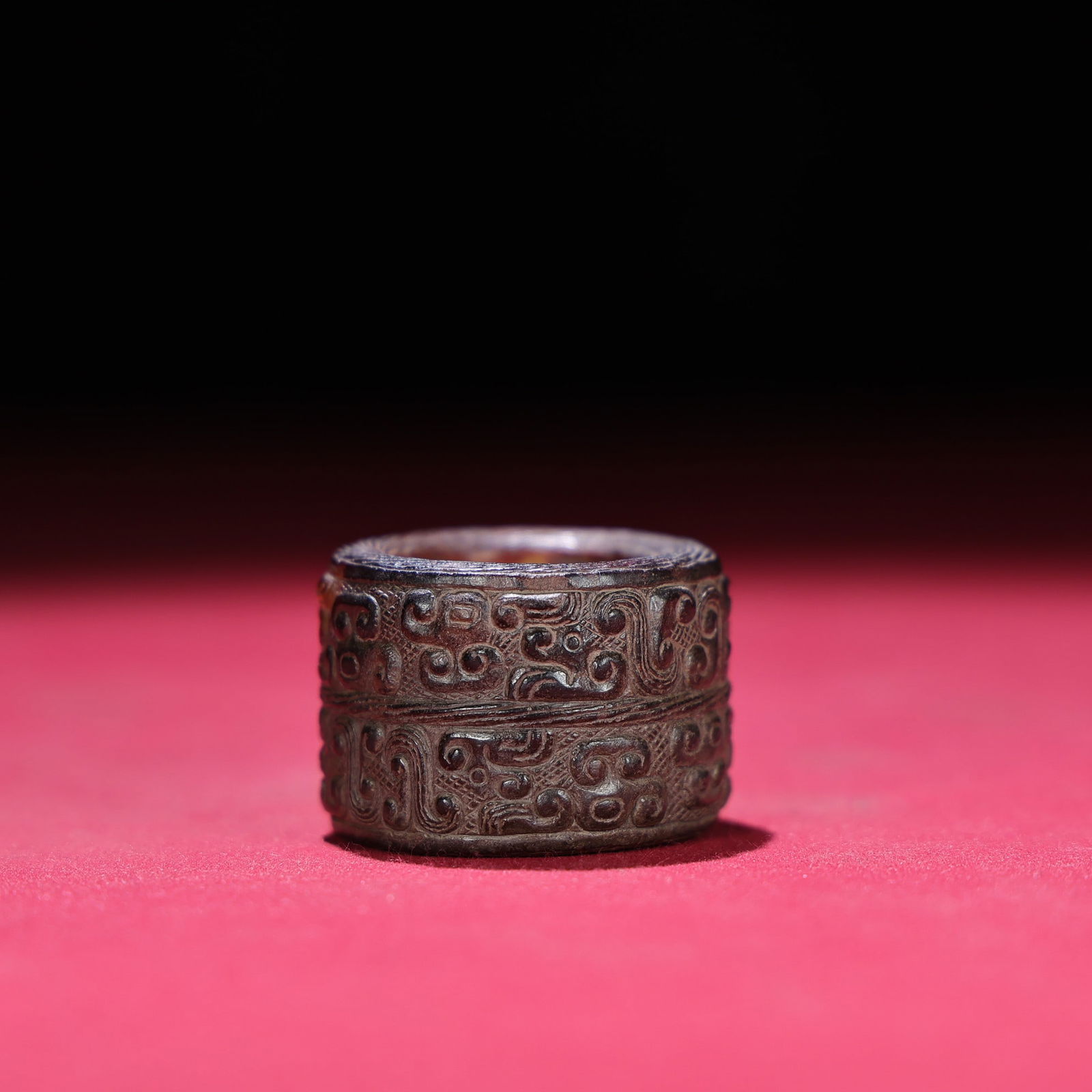 A Exquisite Hetian Jade Dragon Pattern Thumb Ring - 3
