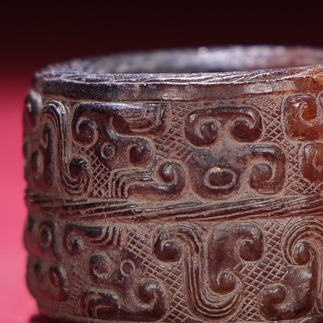A Exquisite Hetian Jade Dragon Pattern Thumb Ring - 5