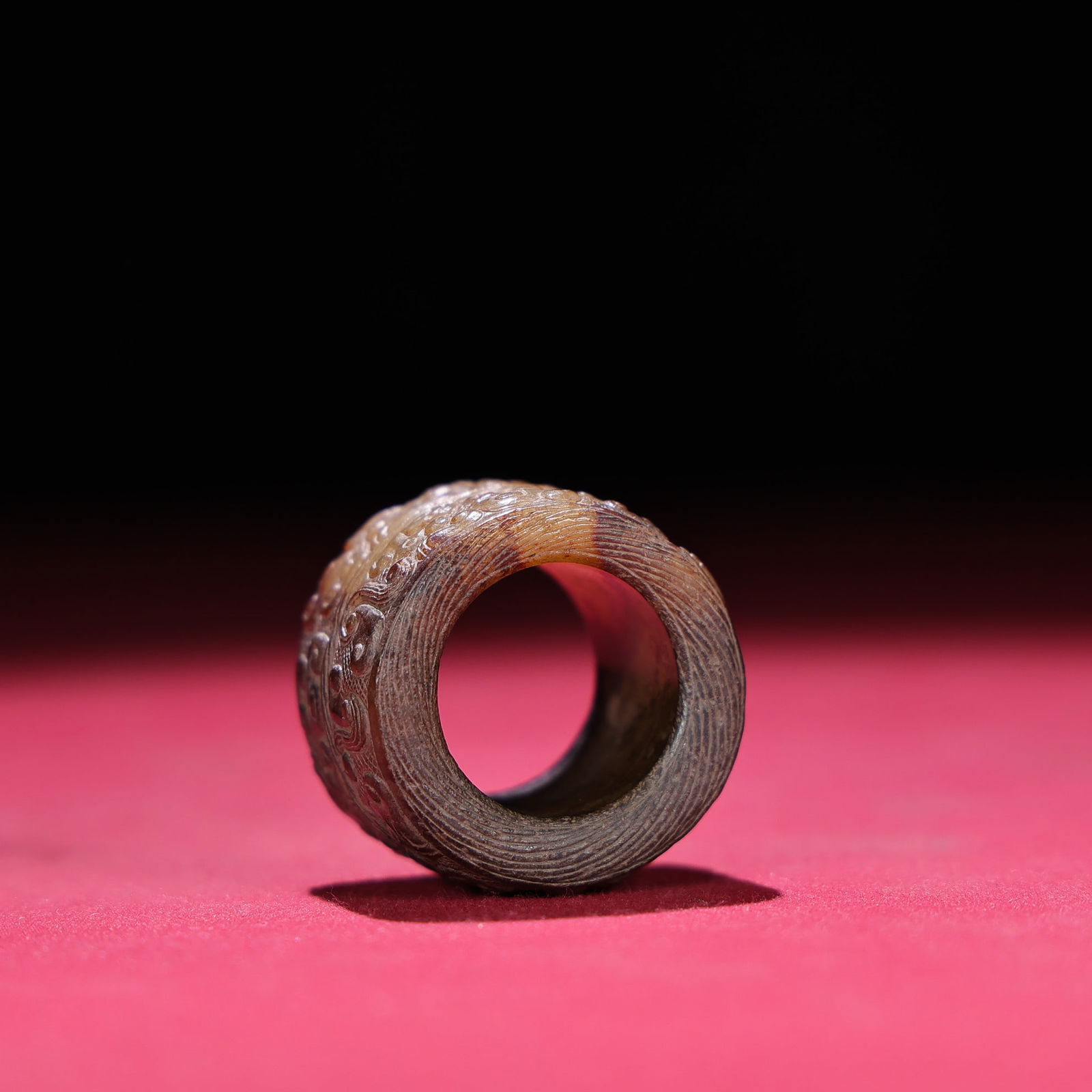 A Exquisite Hetian Jade Dragon Pattern Thumb Ring - 8