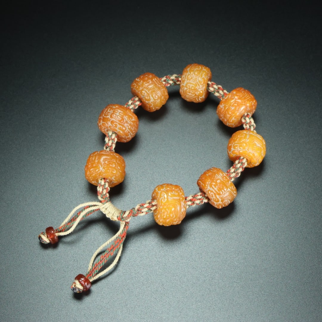 A Exquisite Hetian Jade Bracelet (1 of 9)