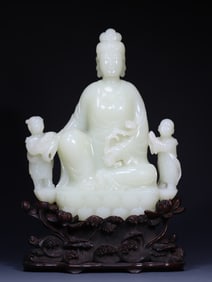 A Exquisite Hetian Jade Avalokitesvara Ornament