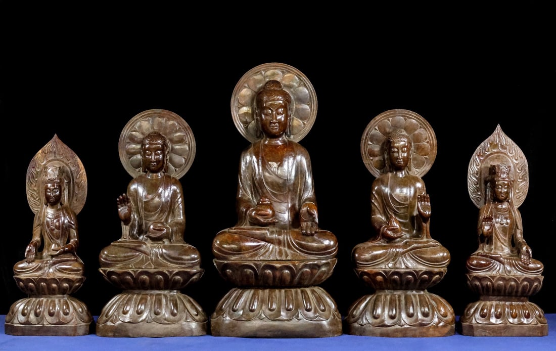 A Set of Exquisite Hetian Jade Buddha Statue (1 of 14)