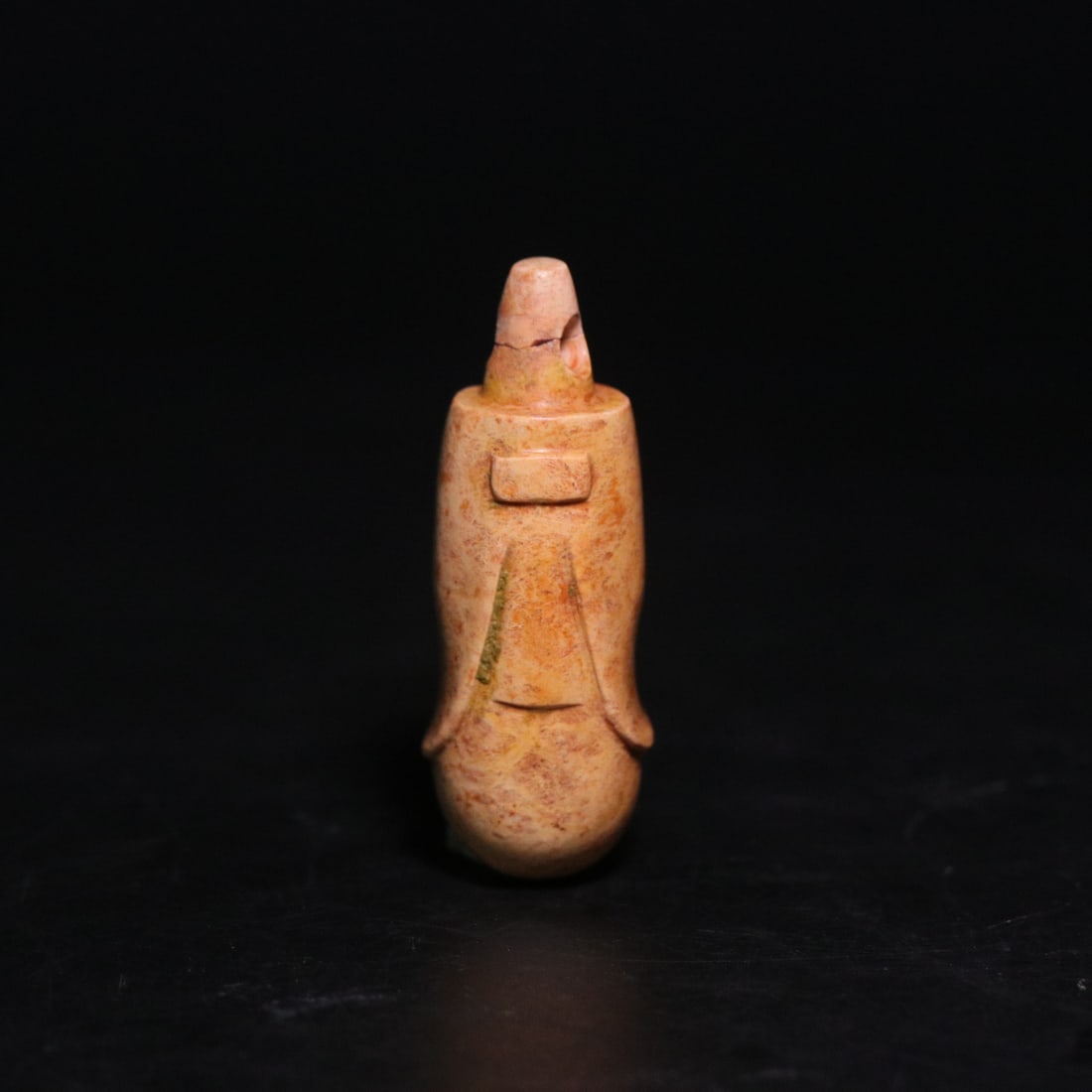 A Exquisite Archaic Jade Cicada Handheld Ornament: A Exquisite Archaic Jade Cicada Handheld Ornament,Ancient Time, China,Size:0.6inx1.6in,Weight:10.8g 高古玉蝉,远古时期